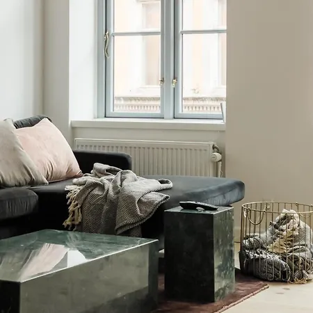 Central City Apartment On Best Location By Round Tower Apartment