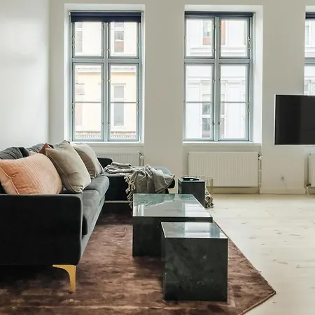 Central City Apartment On Best Location By Round Tower * Copenhagen