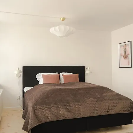 Central City Apartment On Best Location By Round Tower Apartment