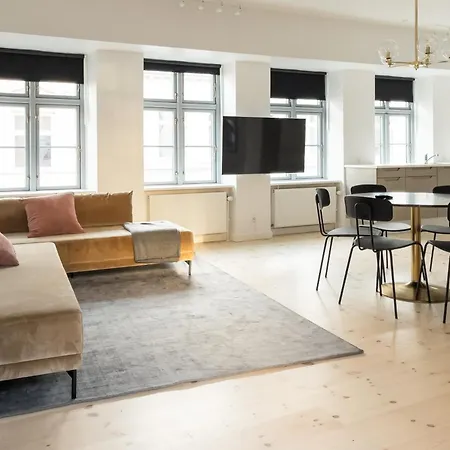 Apartment Central City Apartment On Best Location By Round Tower