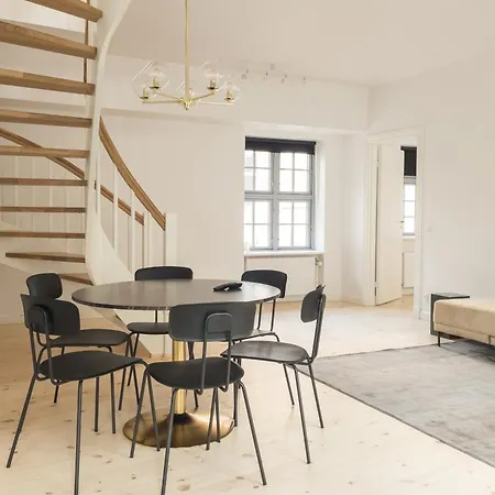 Apartment Central City Apartment On Best Location By Round Tower