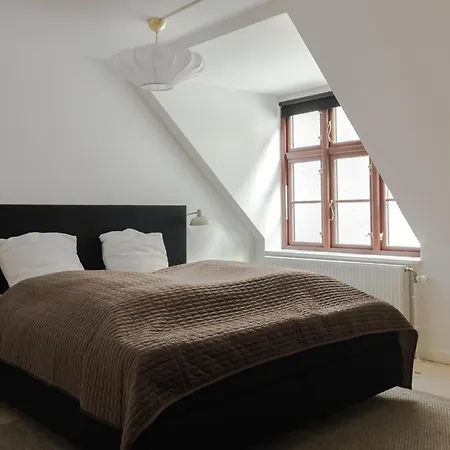 Apartment Central City Apartment On Best Location By Round Tower *