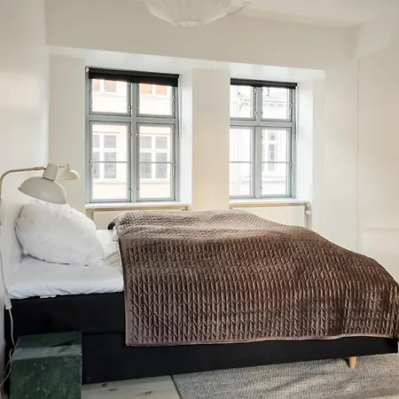 On Location By Round Tower Apartment