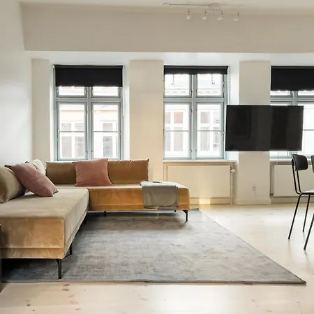Apartment On Location By Round Tower