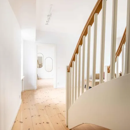 On Location By Round Tower Apartment