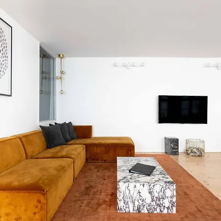 Apartment On Location By Round Tower