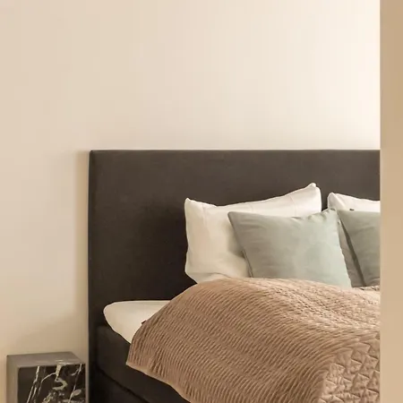 Appartement On Location By Round Tower