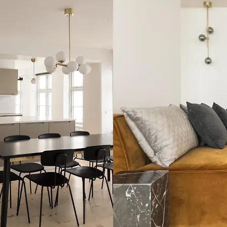 On Location By Round Tower Kopenhagen